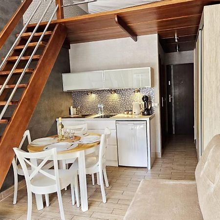 Holiday Home Slavia New 11 Z Antresola I Balkonem Przy Plazy Miedzyzdroje Exterior foto