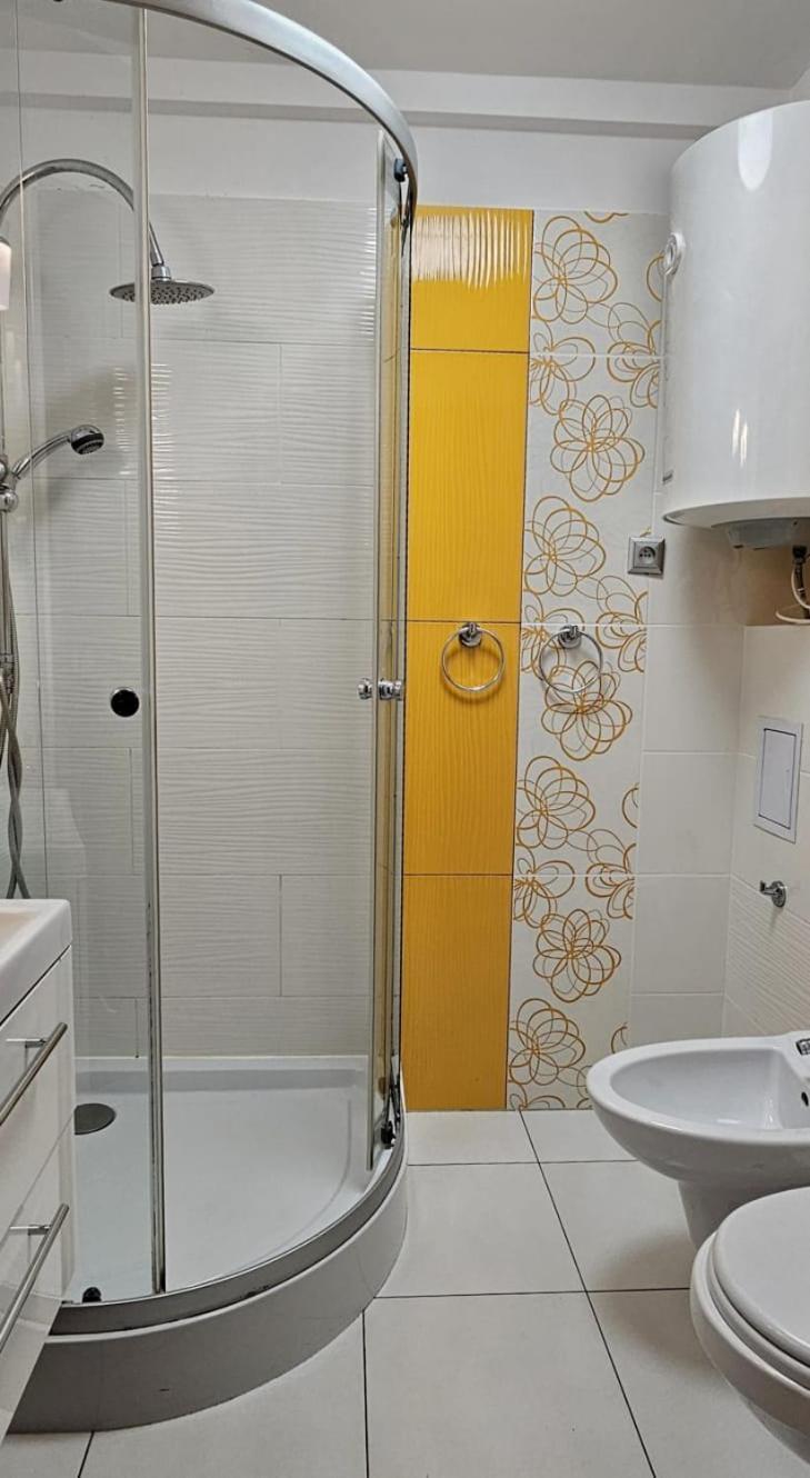 Holiday Home Slavia New 11 Z Antresola I Balkonem Przy Plazy Miedzyzdroje Exterior foto